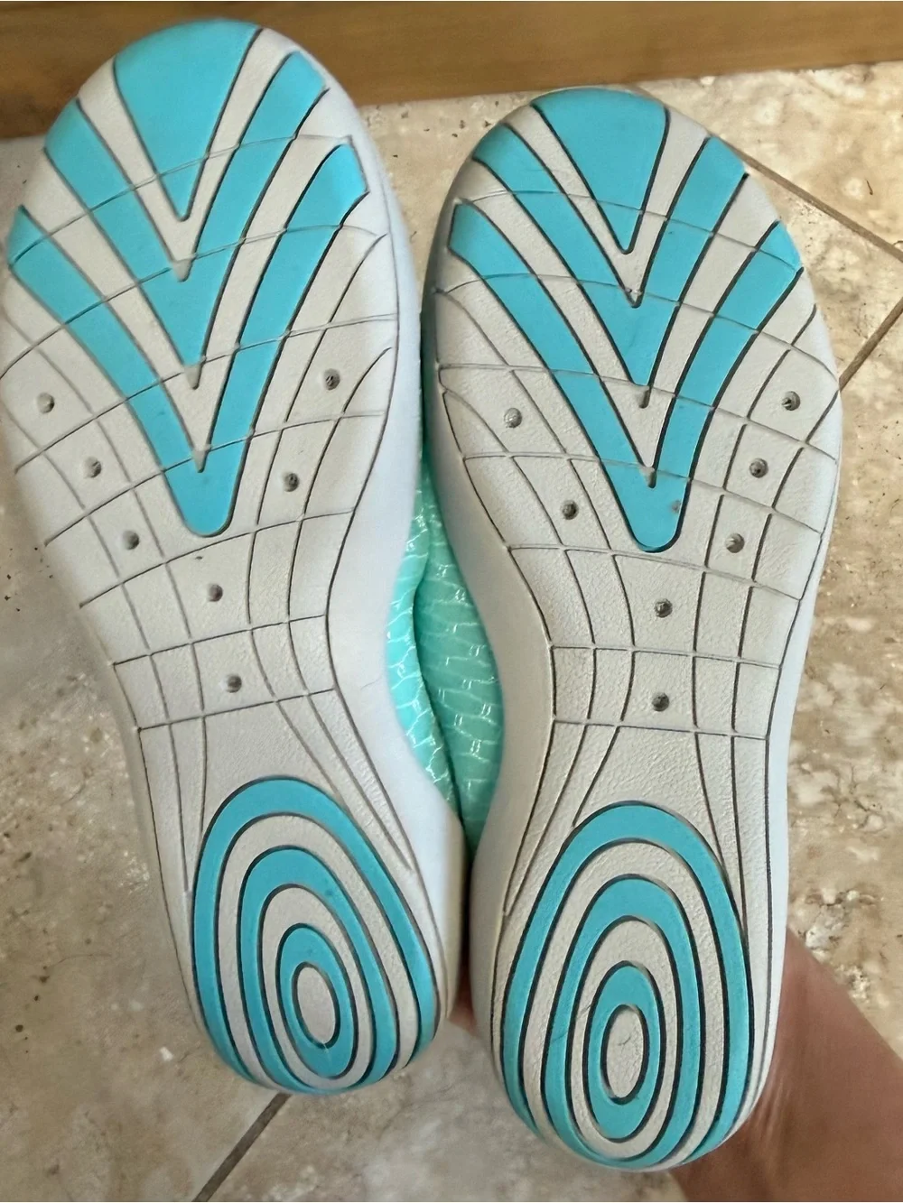 Kids Unisex Light Aqua Blue Swim Water Shoes - Size 13